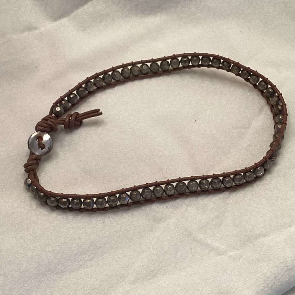 Button Clasp Choker Necklace 16”